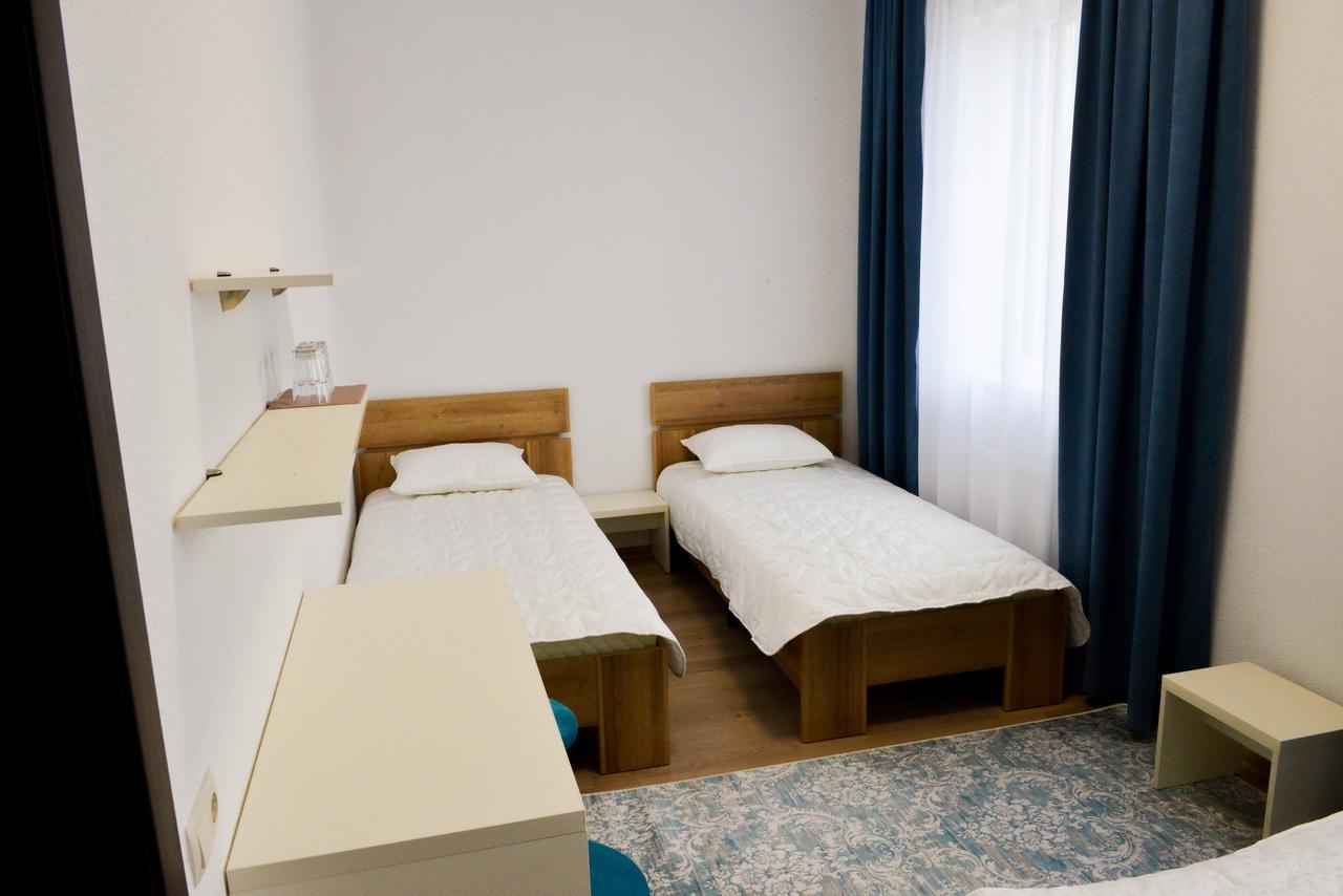 Grad Hotel Ashmyany Extérieur photo