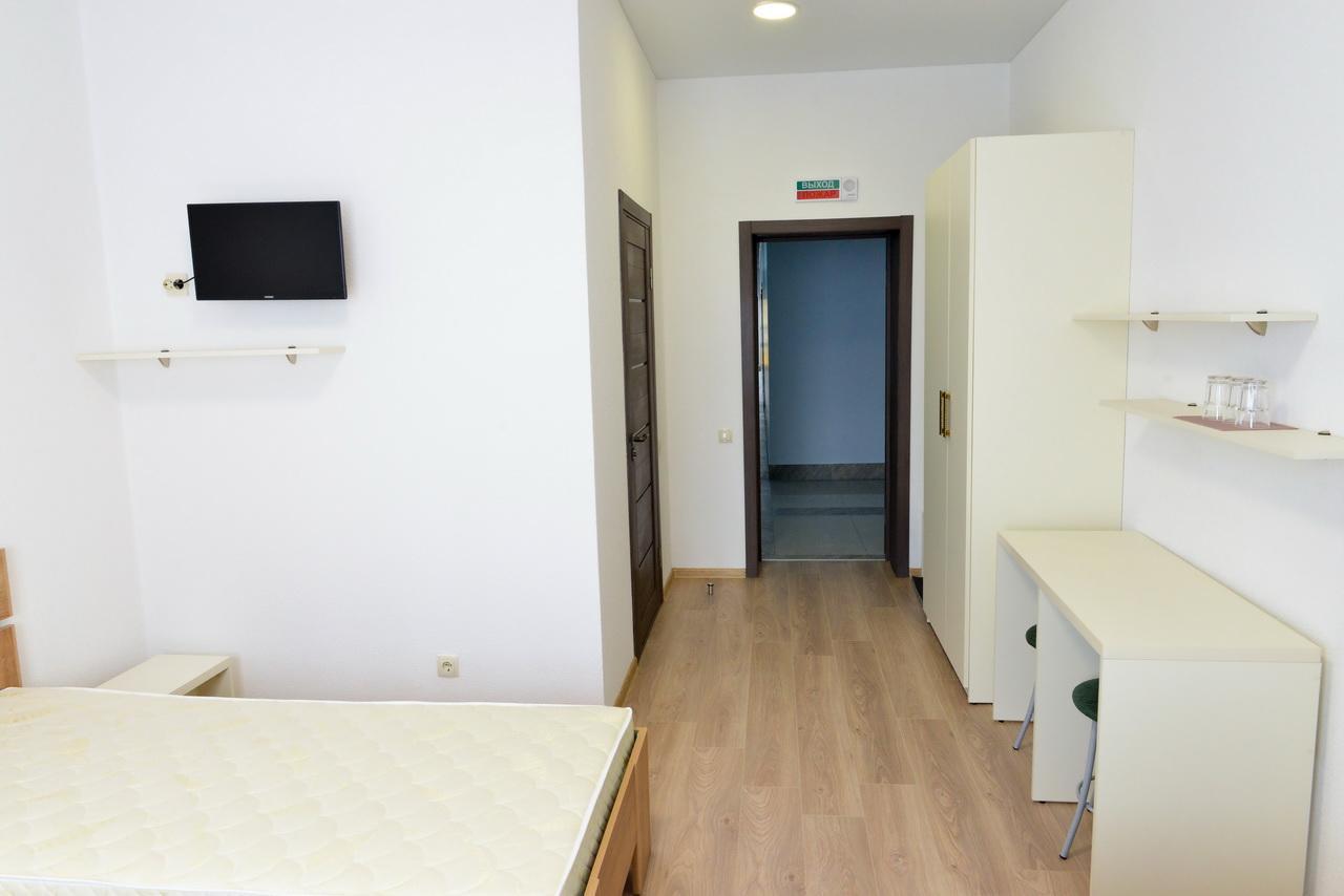 Grad Hotel Ashmyany Extérieur photo