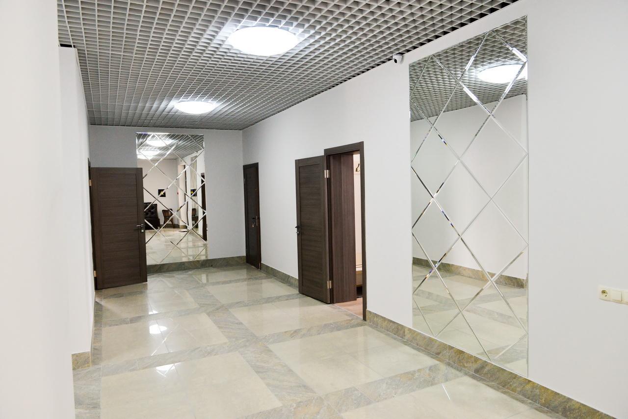 Grad Hotel Ashmyany Extérieur photo